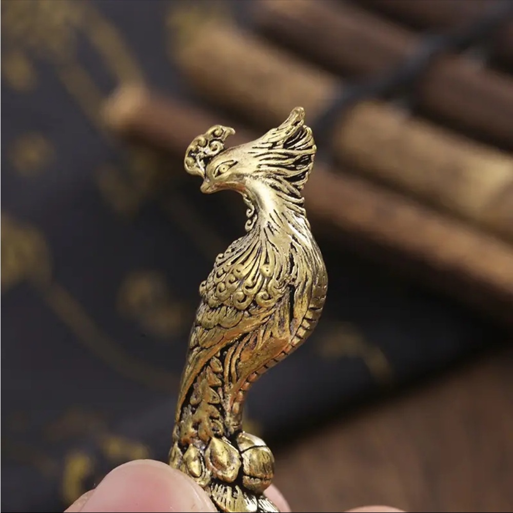 Ornate brass peacock - Picture 2 of 5